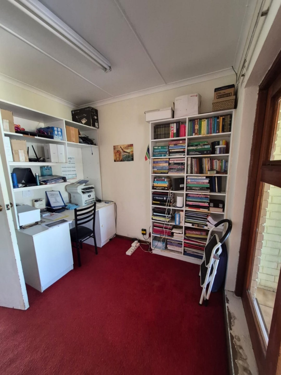 4 Bedroom Property for Sale in Baysville Eastern Cape